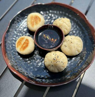 Pork Sheng Jian Bao(5)